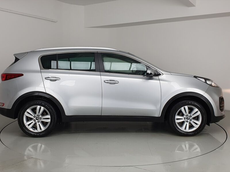 More views of Kia Sportage