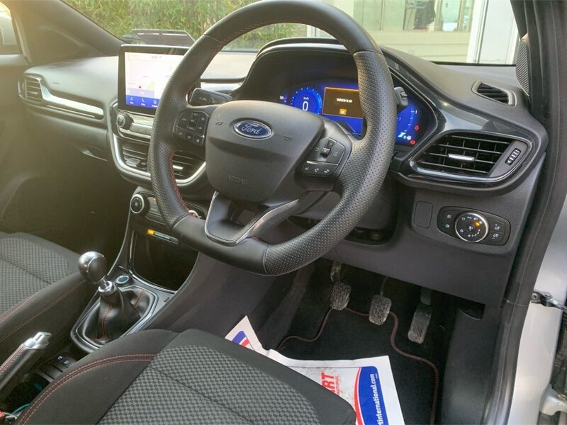 More views of Ford Puma