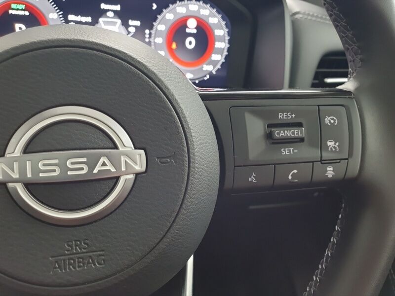 More views of Nissan QASHQAI