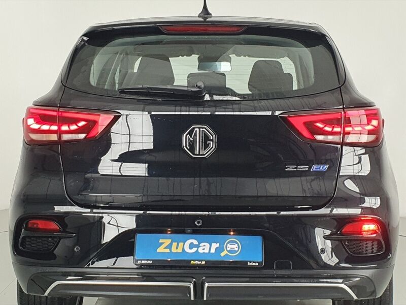 More views of MG ZS