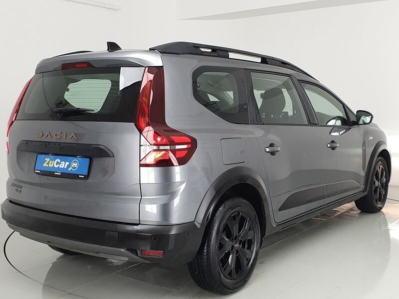 More views of Dacia Jogger