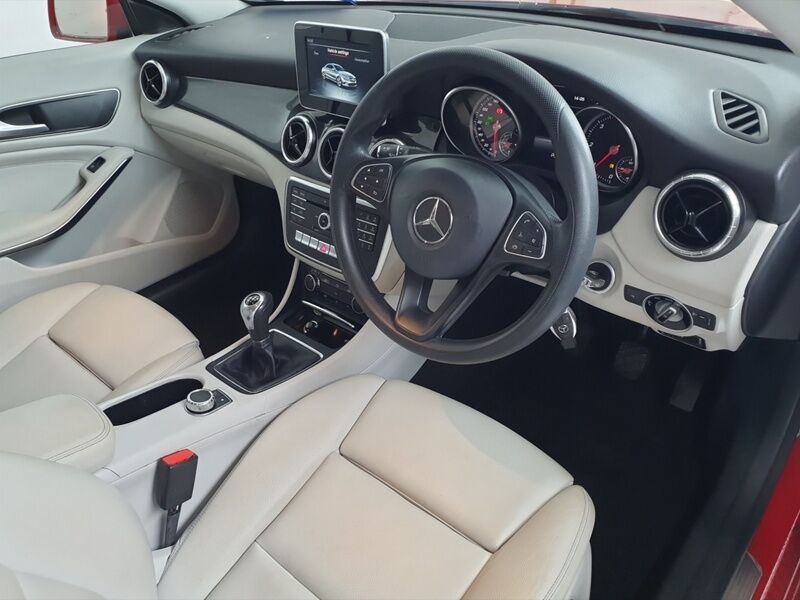 More views of Mercedes-Benz CLA