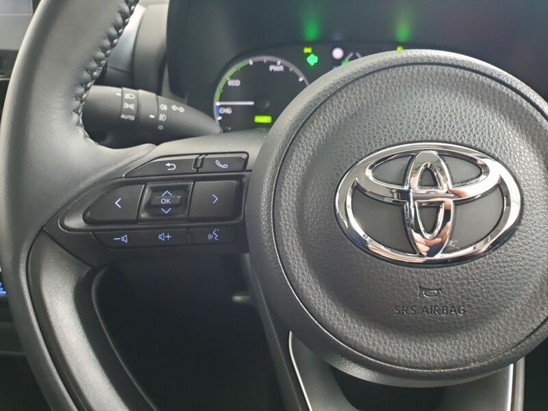 More views of Toyota Yaris