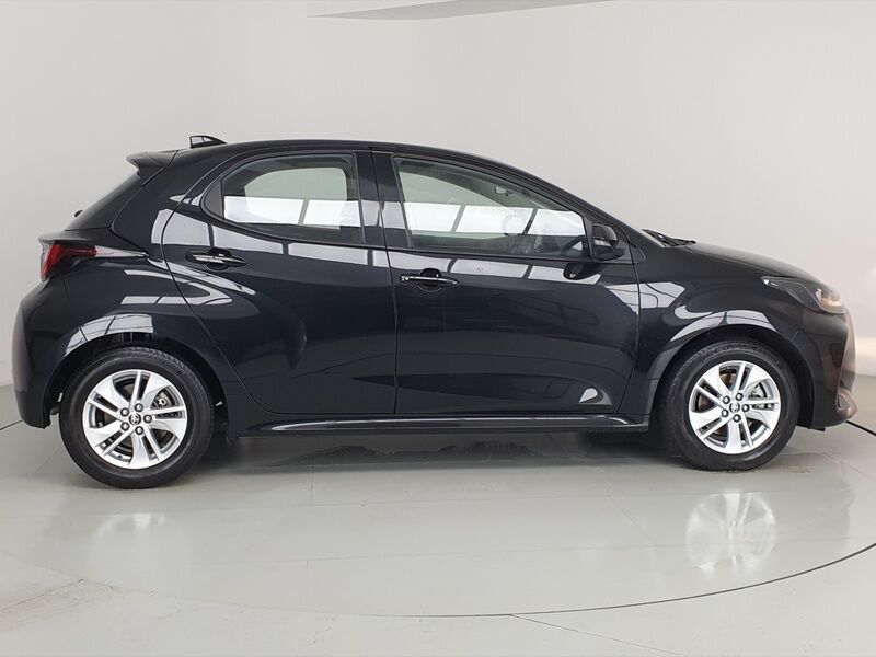 More views of Toyota Yaris