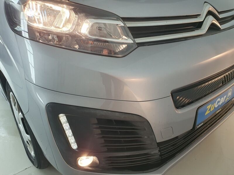 More views of Citroen C4