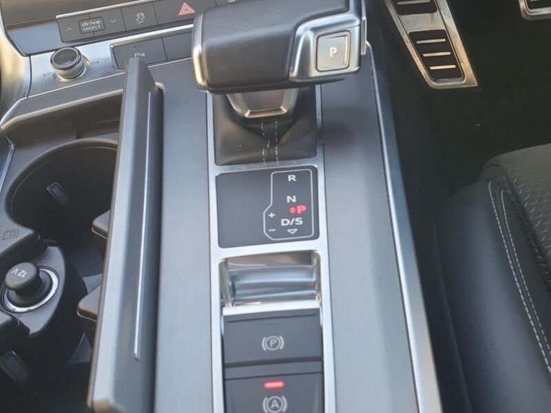 More views of Audi A6