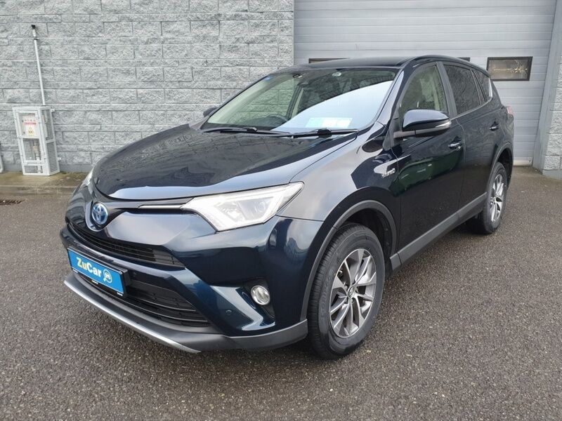 More views of Toyota Rav4