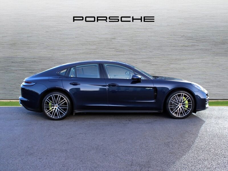 More views of Porsche Panamera