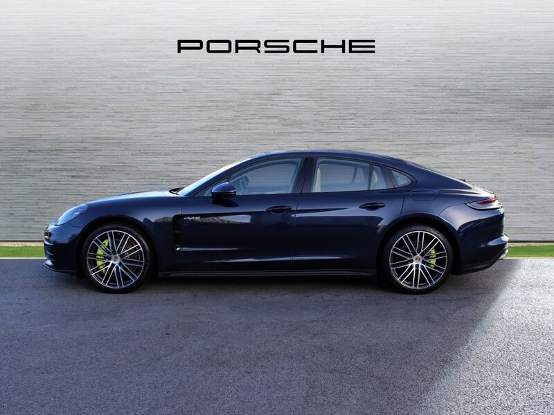 More views of Porsche Panamera