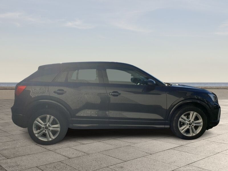 More views of Audi Q2