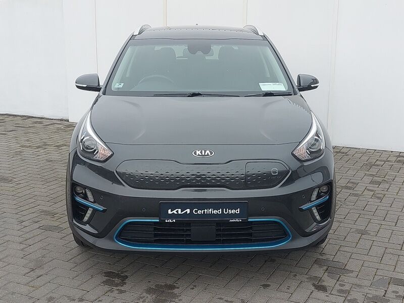 More views of Kia Niro