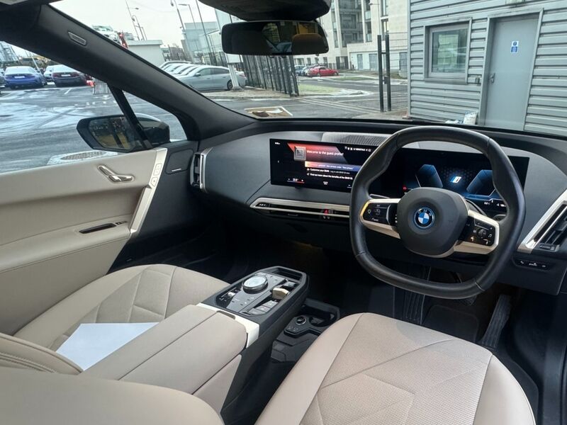 More views of BMW iX