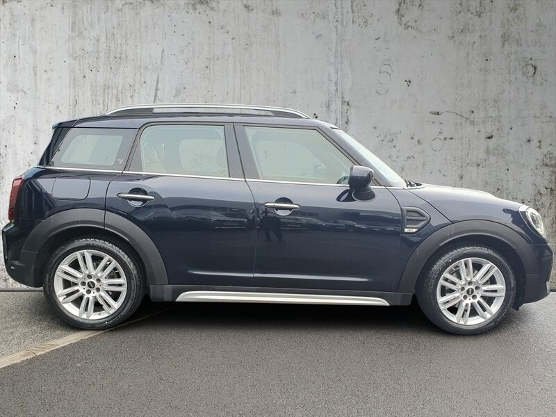 More views of MINI countryman