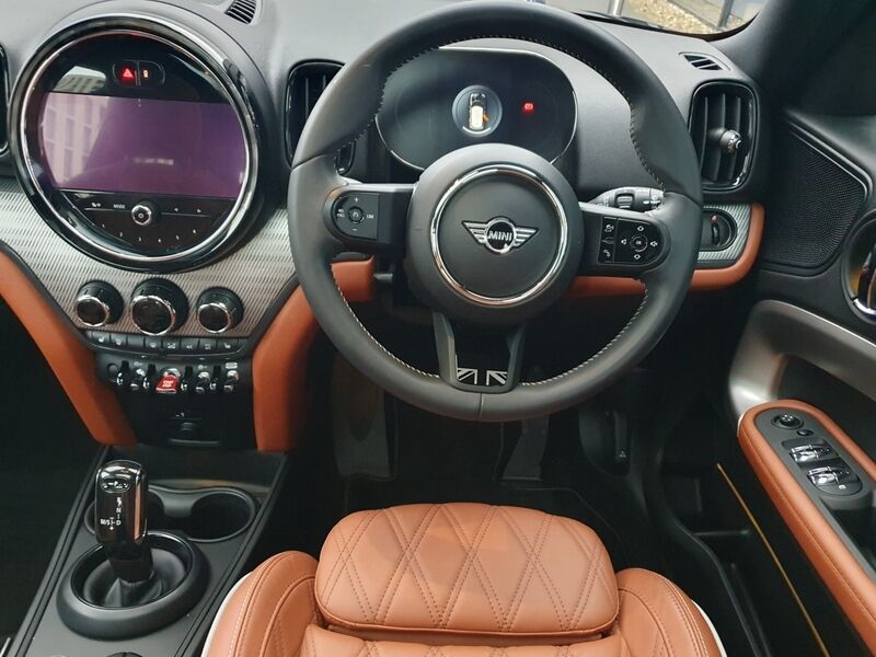 More views of MINI countryman