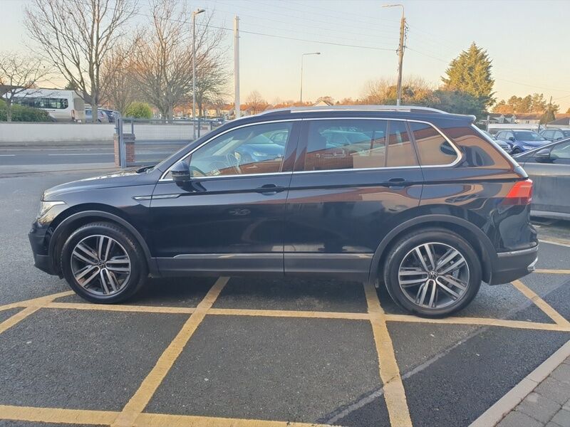 More views of Volkswagen Tiguan