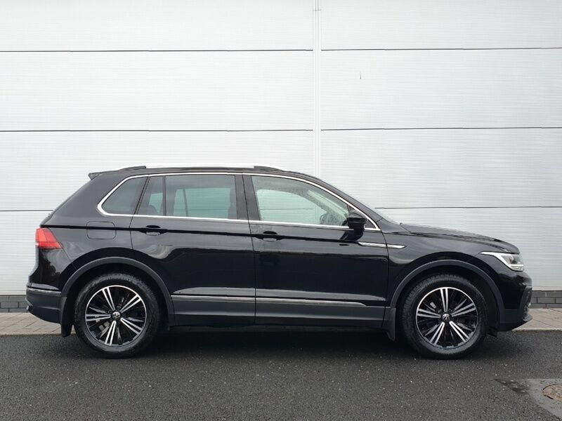 More views of Volkswagen Tiguan