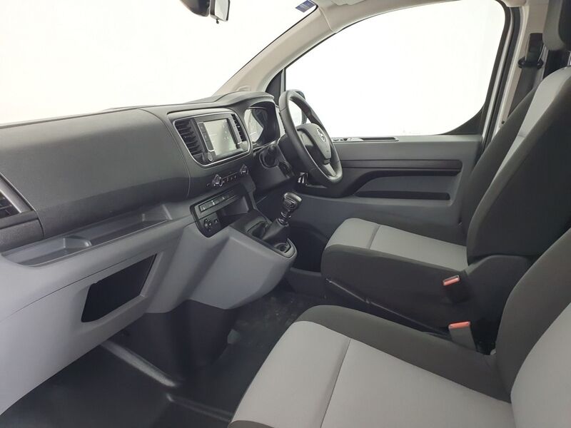 More views of Opel Vivaro