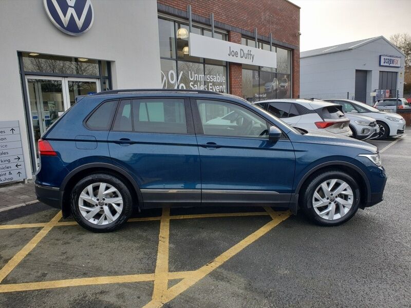 More views of Volkswagen Tiguan