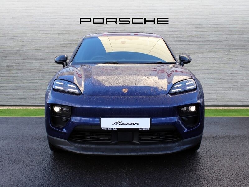 More views of Porsche Macan