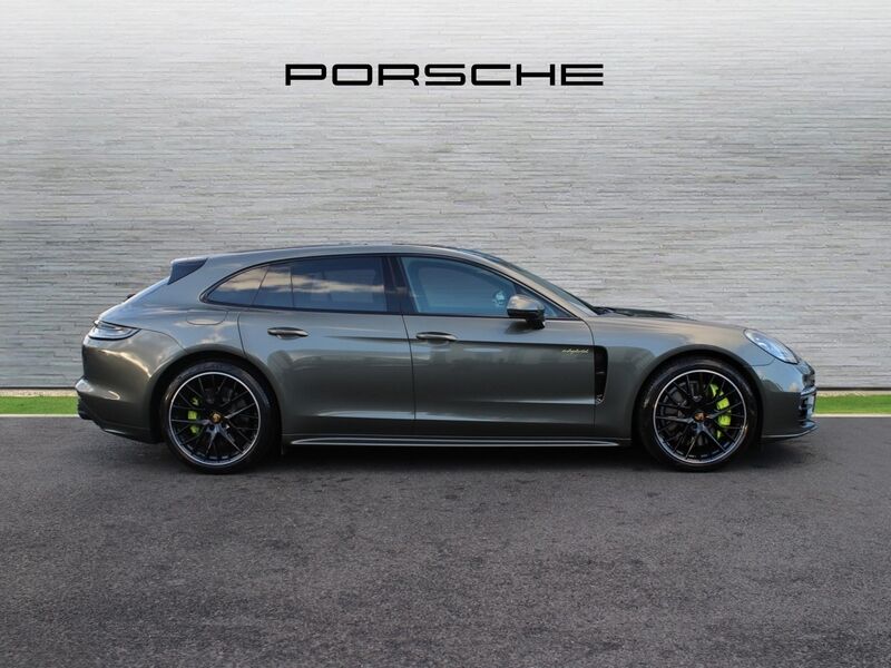 More views of Porsche Panamera