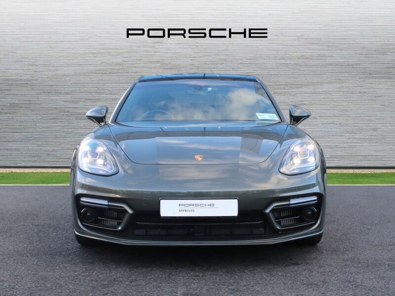 More views of Porsche Panamera