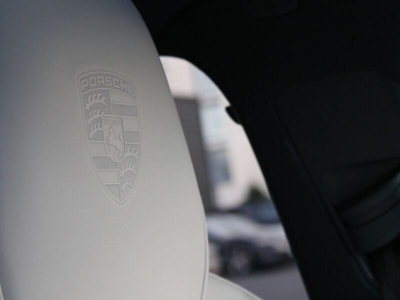 More views of Porsche Cayenne