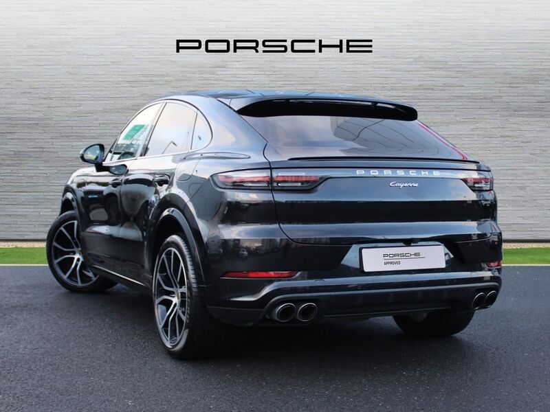 More views of Porsche Cayenne