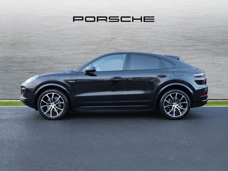 More views of Porsche Cayenne