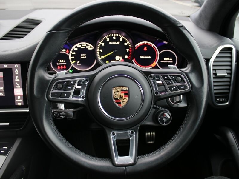 More views of Porsche Cayenne