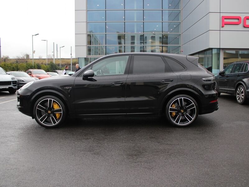 More views of Porsche Cayenne