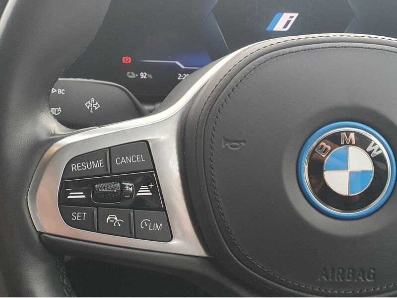 More views of BMW i4