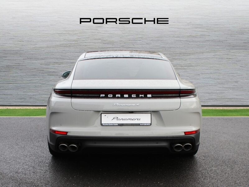 More views of Porsche Panamera