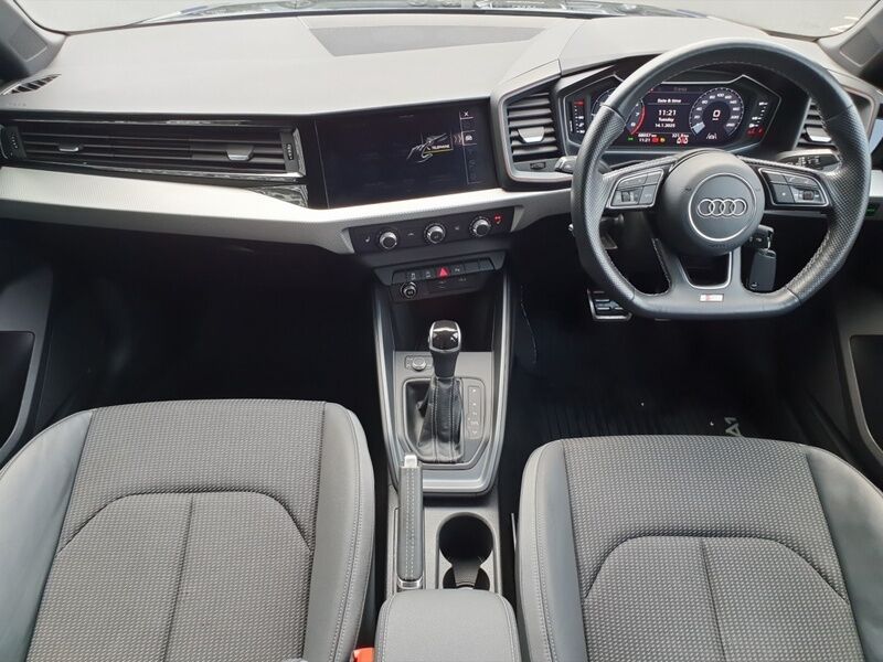 More views of Audi A1