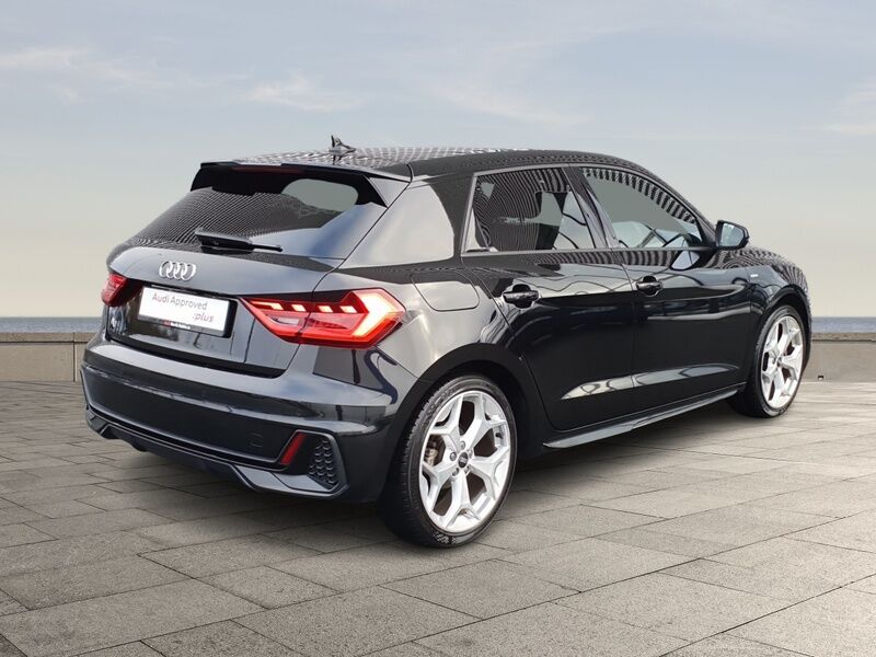 More views of Audi A1