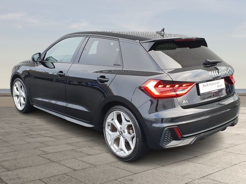 More views of Audi A1