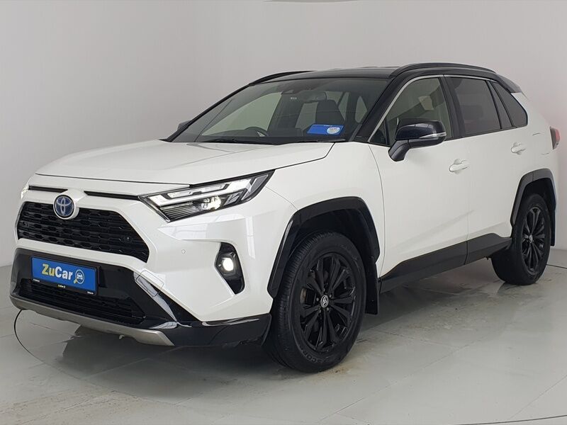 More views of Toyota Rav4