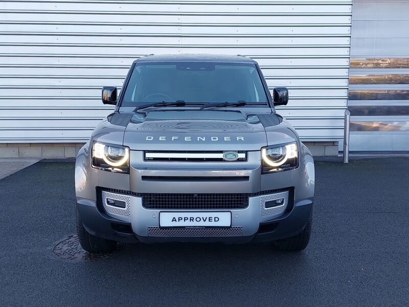 More views of Land Rover Defender