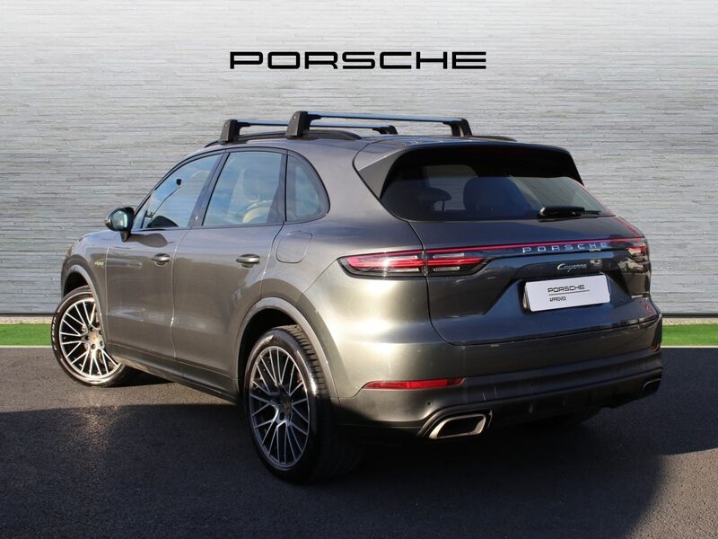 More views of Porsche Cayenne