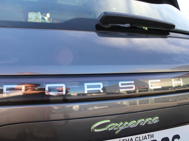 More views of Porsche Cayenne