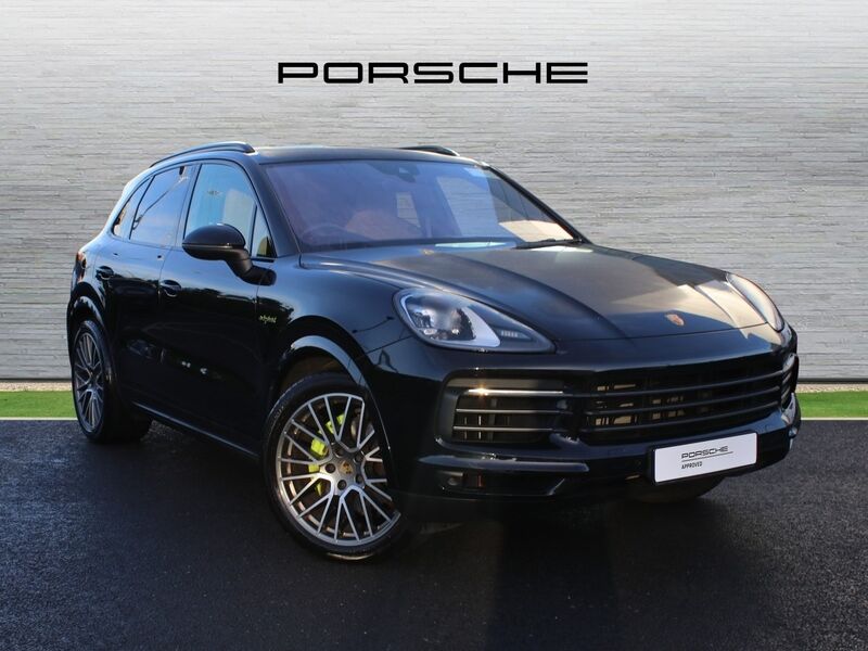 More views of Porsche Cayenne