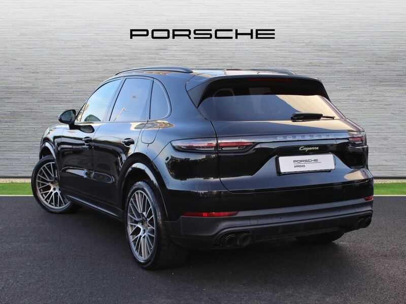 More views of Porsche Cayenne