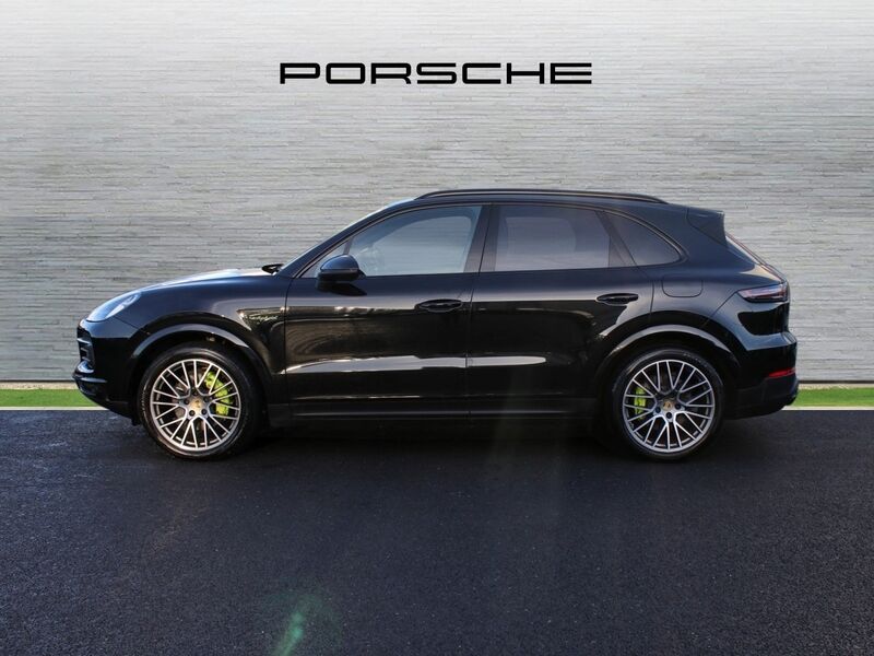 More views of Porsche Cayenne