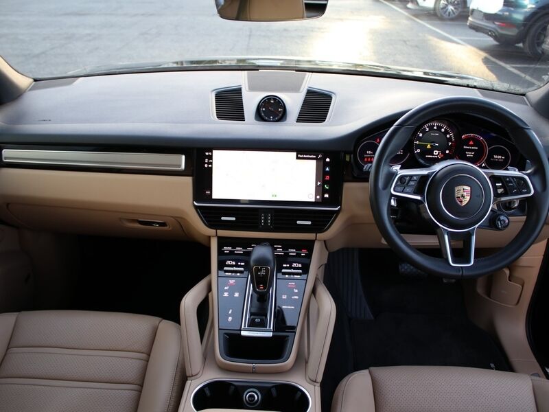 More views of Porsche Cayenne