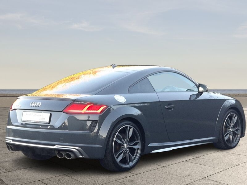 More views of Audi TTS