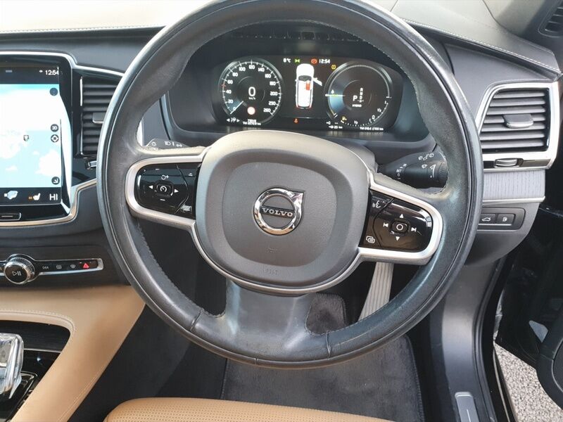 More views of Volvo XC90