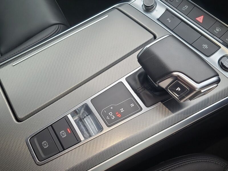 More views of Audi A6