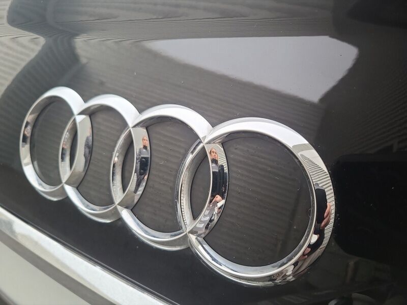 More views of Audi A6