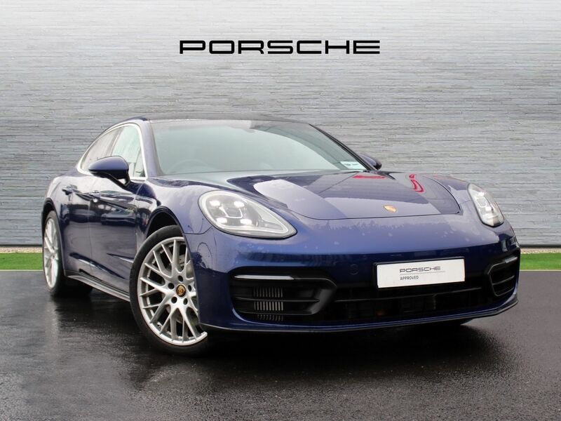 More views of Porsche Panamera