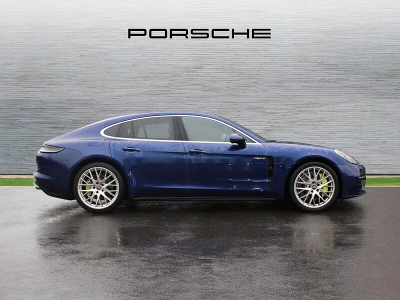 More views of Porsche Panamera