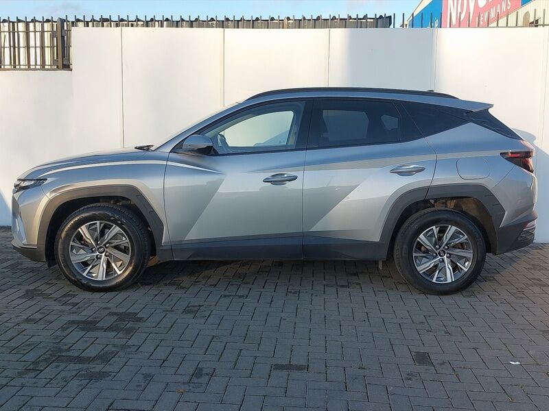 More views of Hyundai Tucson